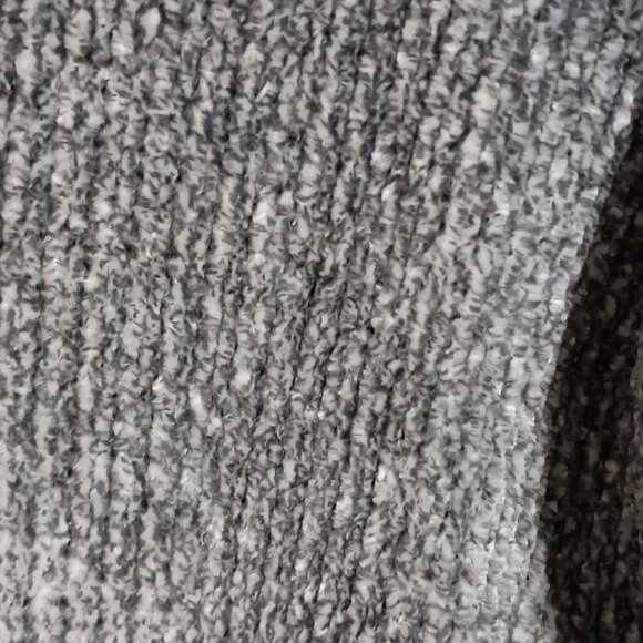 Orvis Women V-Neck Pullover Long Sleeve Sweatshirt Size Medium Soft Fleece Gray - Picture 3 of 11